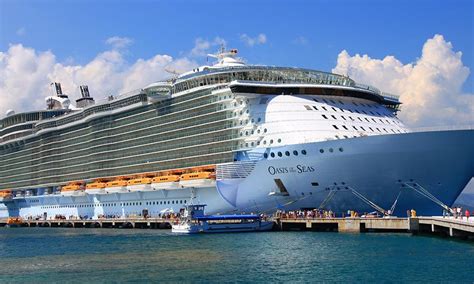 Royal Caribbean Oasis of the Seas Cruise Ship Review