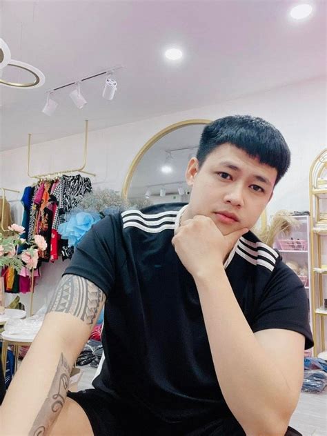 Chàng hot boy trà sữa nổi Thách Thức Danh Hài một thời Từng gặp biến cố mất con giờ sống viên