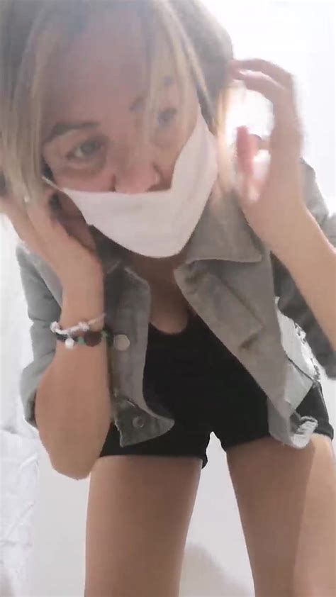 Milf Italiana Si Masturba In Camerino Solopornoitaliani