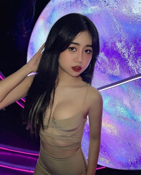 Top 78 ảnh Lê Kim Loan Bikini sexy khoe body cực cháy