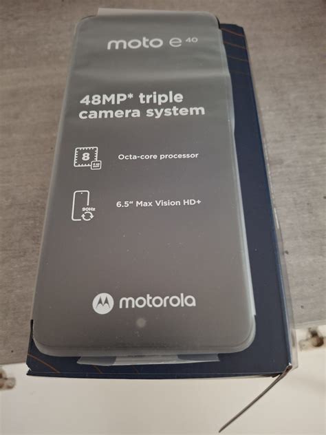 mobitel motorola e40
