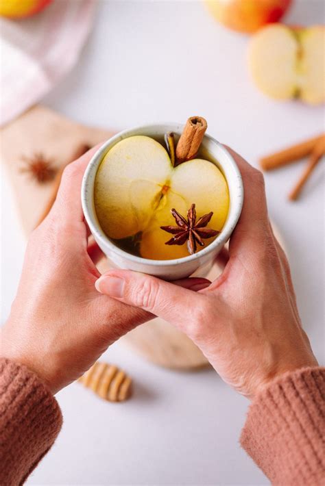 Apple Cider Hot Toddy With Chai Tea The Social Sipper