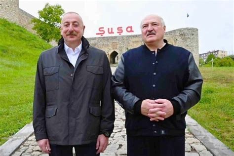 El Presidente De Bielorrusia Lukashenko Visit Shush La Ciudad