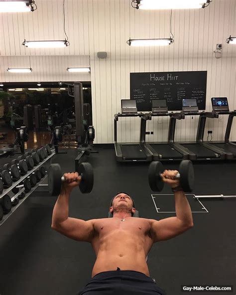 Luke Evans New Sexy And Shirtless Photos Gay Male Celebs
