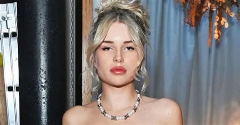 Lottie Moss Poses Naked By Pool As Her Eye Watering Onlyfans Earnings Are Revealed Mirror Online