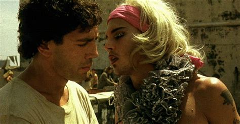 Pel Culas Con Tem Tica Gay O Bisexual No Tan Comerciales Que Debes Ver El Closet Lgbt