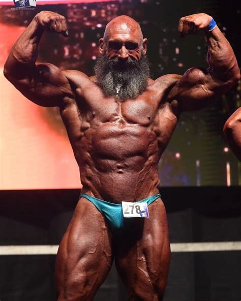 Enrico Magnani Italy S Giant Yet Aesthetic Bodybuilding Phenom