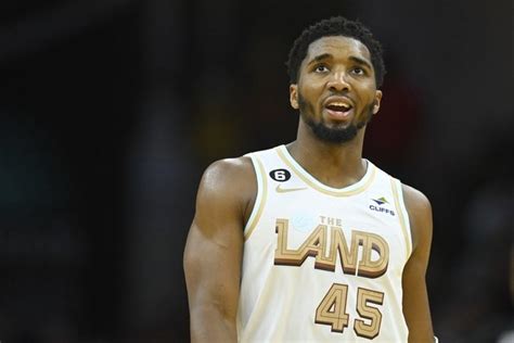 Cavs Donovan Mitchell Returns To Utah For First Time Since Trade