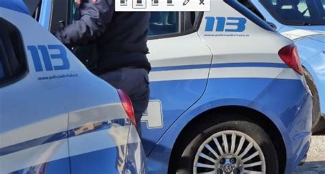 Puglia Il Figlio Gay Padre Violento Minaccia Di Morte Il Figlio E La Moglie Arrestato