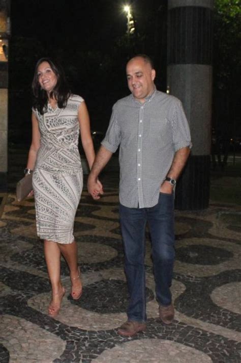 Quem É O Marido De Patrícia Poeta - Patrícia Poeta janta com marido no Rio