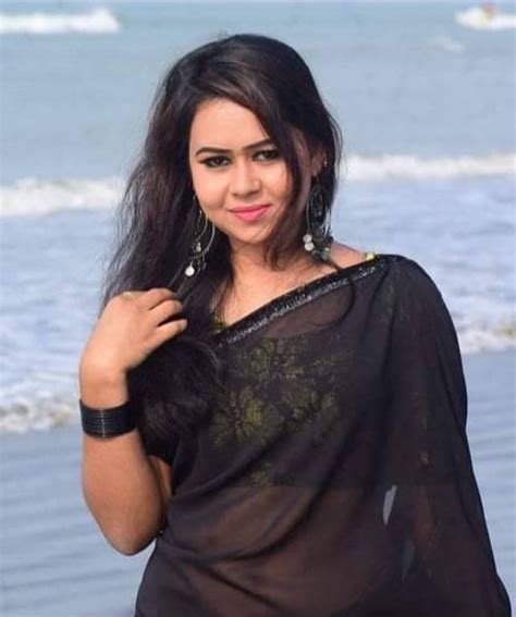 F M UPVOTE NUDE SURPRISE MY SNAPCHᎪT sophiax Scrolller