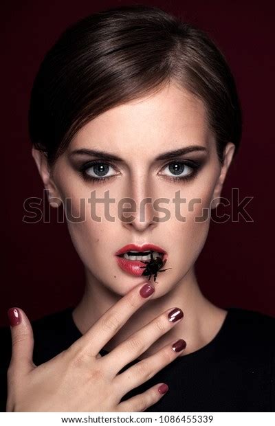 Beautiful Brunette Woman Bright Evening Make Up Stock Photo Shutterstock