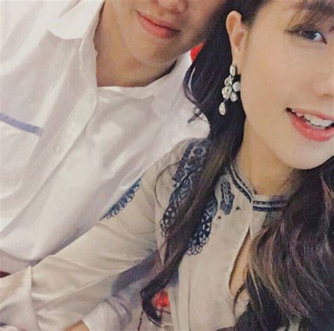 Đi tìm những cặp đôi yêu nhau đẹp như ngôn tình trong giới hot teen