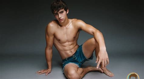 Ron Levi Gay Porn Blog Network Nude Men Posted Free Daily