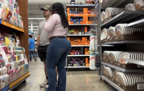 Beefy Phat Ass Latina Spandex Leggings Yoga Pants Forum