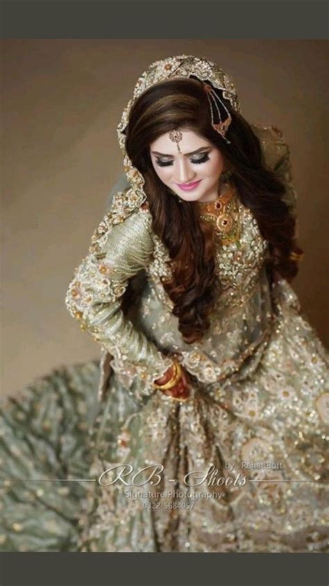 Pin By Naina Ansari On Pins By You Pakistani Bride Hairstyle