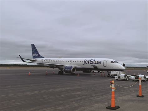 Stranded passengers demanding compensation from JetBlue - The Martha's