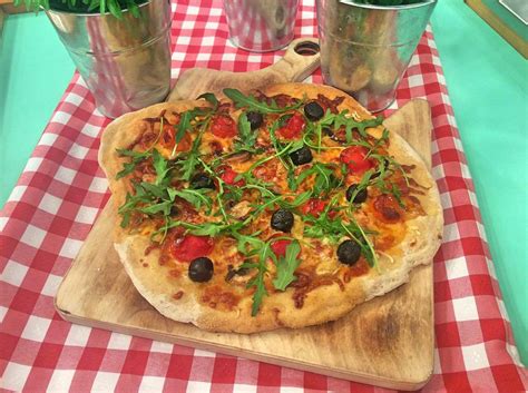 Massa Para Pizza Culinária Praça Da Alegria Rtp