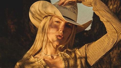 Jenna Lee compartió un video en bikini que causó sensación en Instagram