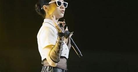 Hot girl rapper 17 tuổi được Binz chọn là ai