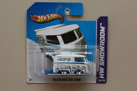 Hot Wheels HW Showroom Volkswagen Kool Kombi White