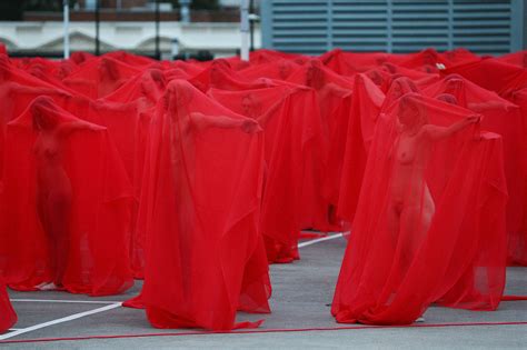 Hundreds Of Naked Australians Brave The Cold For Mass Nude Photoshoot Mashable