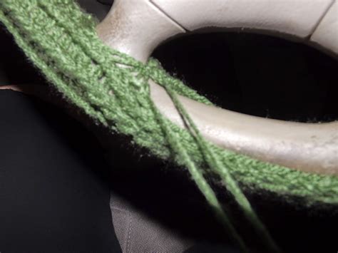 Simply Intertwined Basic Steering Wheel Cover Pattern