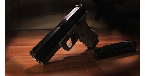 Обир в магазин за оръжия в Дружба