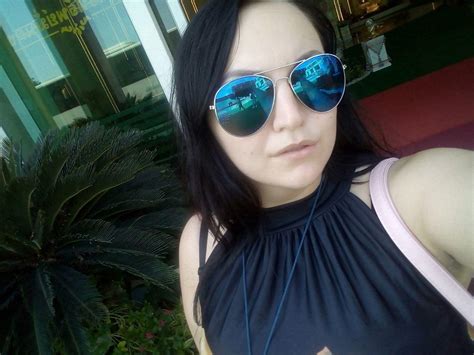 JenniferTheChic Hot Brunette Babe Sex Cam Magazine