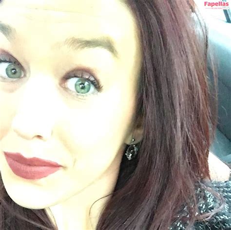 Christina Zovishla Aka Christinazovishlack Aka Firedancer19 Nude Leaks OnlyFans Fapellas