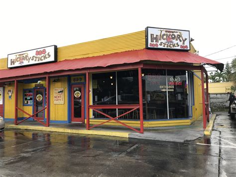 Finding Loved Ones in Fort Lauderdale: Sun Sentinel Obituaries and Death Notices Online 7