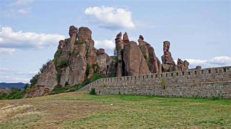 Visiting Belogradchik Fortress in Bulgaria - 7 Days Abroad