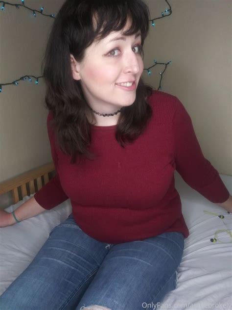 Annie Brokely Anniebrokely Nude Leaks Onlyfans Onlyfans Fapellino