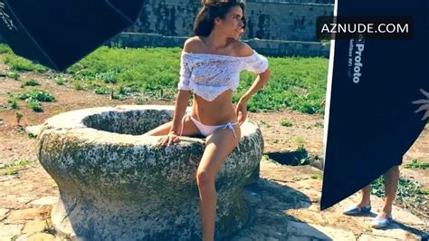 Irena Ponaroshku Nude Aznude