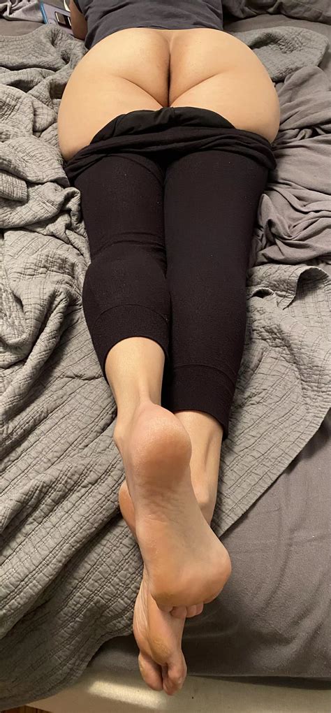 Just Relaxing Nudes Feet NUDE PICS ORG