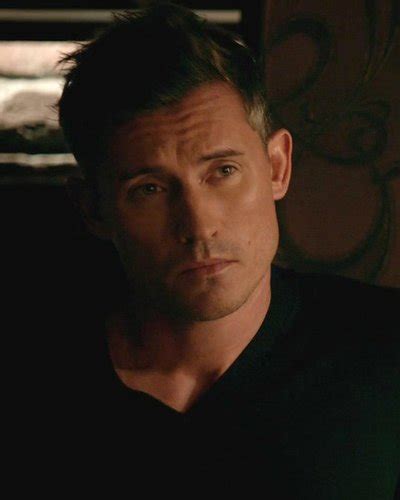 ФИНН МАЙКЛСОН | Wiki | Дневники Вампира & Древние Amino