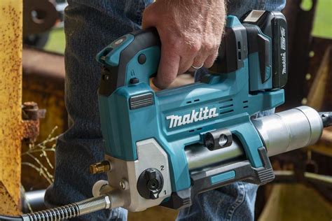 Makita Cordless Grease Gun Xpg01 Review Pro Tool Reviews