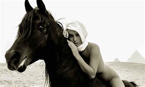 Model Jailed Over Nude Photoshoot Vows To Keep Stripping Daily Mail Online