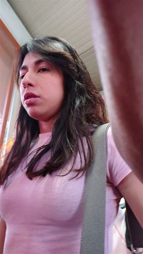 Latina With An Exquisite Ass In Leggings Spandex Leggings Yoga Pants Forum