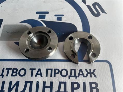 Купить Крепление гидроцилиндра Газ 53. Комплект с полумесяцем ...