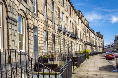 edinburgh  town  guides