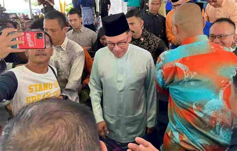 Perdana Menteri Meriahkan Rumah Terbuka Aidilfitri Kerajaan Sabah