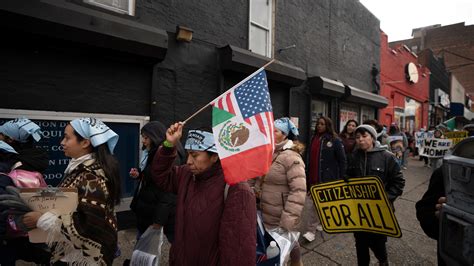 Cómo los cambios migratorios de Trump afectan a cuatro comunidades
