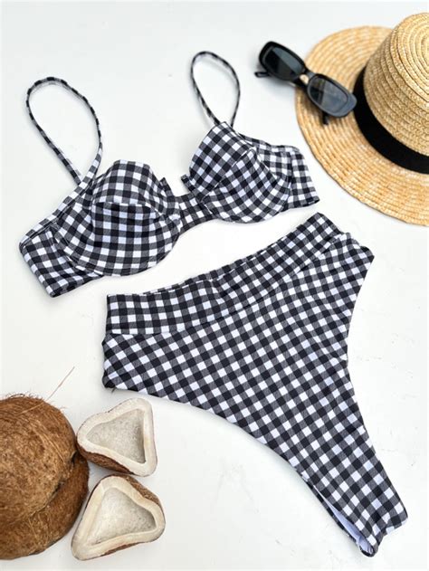 Biqu Ni Marina Vichy Preto E Branco Hot Pants Kariocas