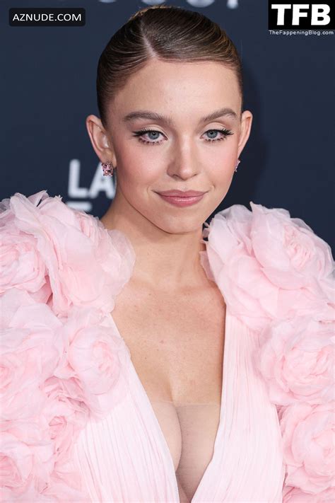Sydney Sweeney Sexy Seen Flaunting Her Hot Cleavage At The Annual Lacma Art And Film Gala In Los