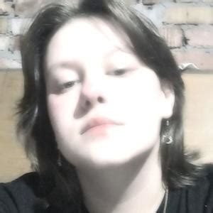 Аля, 18 лет, по знаку зодиака Лев хочет познакомиться с парнем в ...