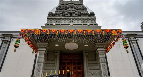 Inside Flushings Oldest Hindu Temple Believed To Be The First In The