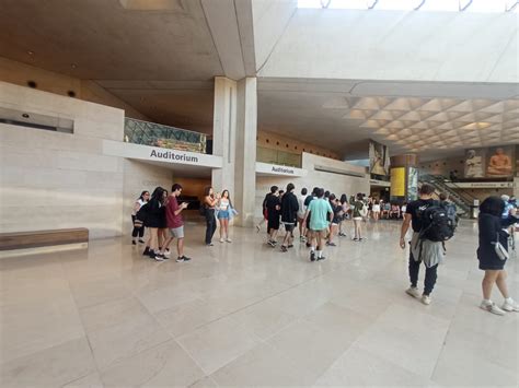 Gira Recorrido por el Rio Sena y Visita a la Torre Eiffel Lycée Claude Gay OSORNO