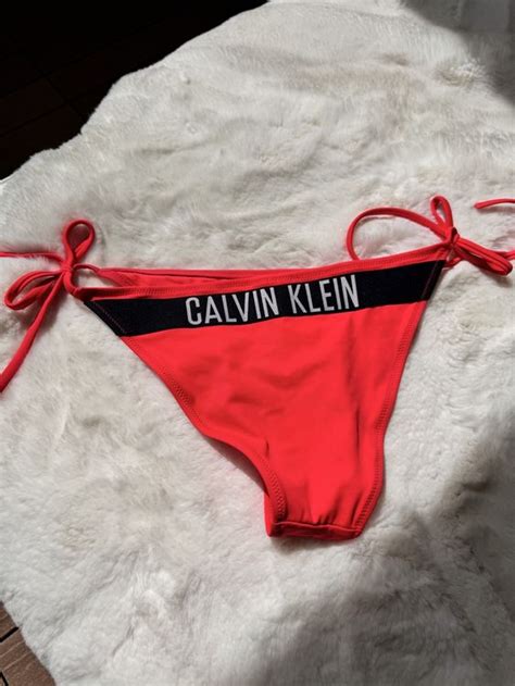 Rotes Calvin Klein Bikini Unterteil Sommer Must Have Gebraucht in zürich für CHF 6 mit