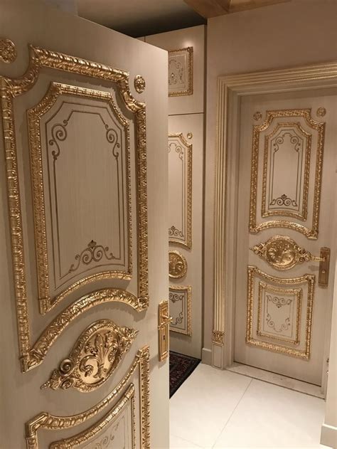 Молочные двери с золотой патиной. | Bedroom door design, Door design ...